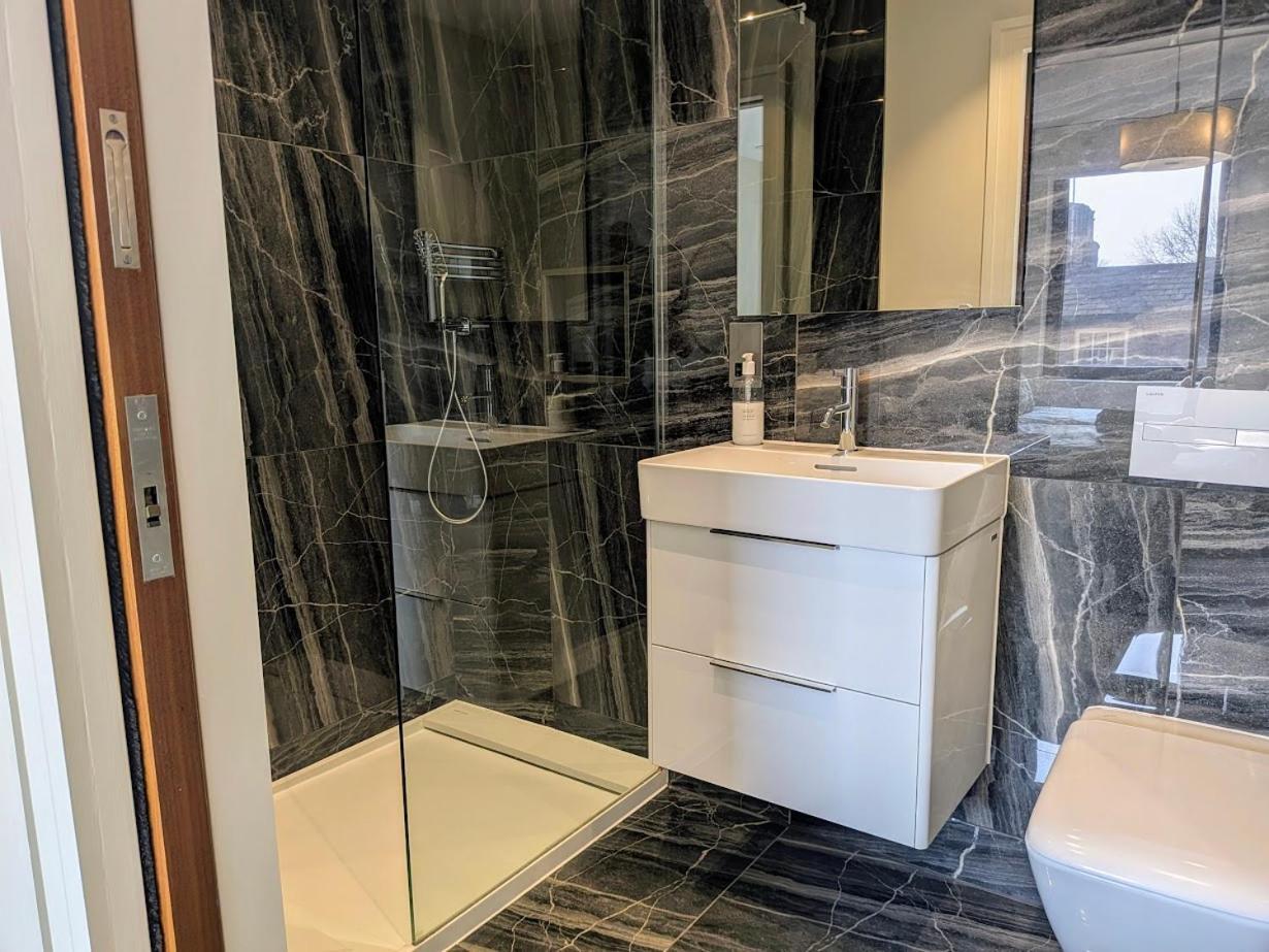 The Old Fire Station Luxury Apartment يورك المظهر الخارجي الصورة