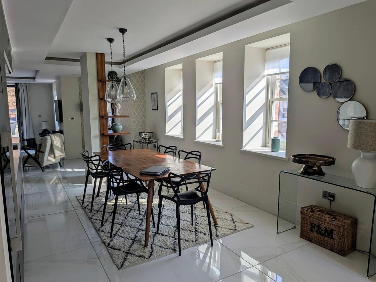 The Old Fire Station Luxury Apartment يورك المظهر الخارجي الصورة